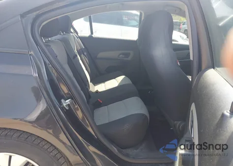 2013 Chevrolet Cruze Ls Auto z USA, uszkodzony, nr VIN 1G1PA5SG4D7319054